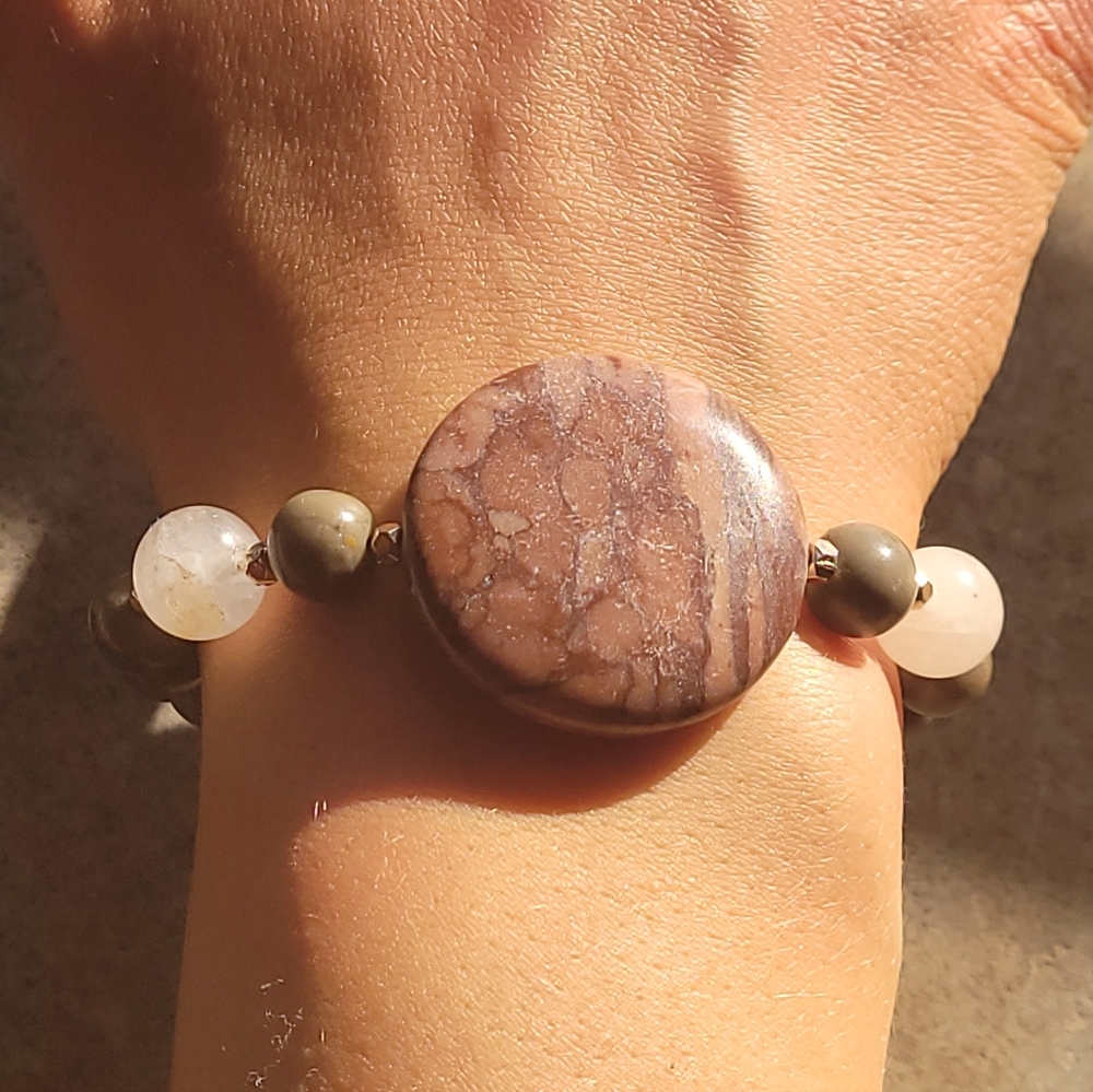 🤍3/$30 Rhodocrosite & Rose Quartz Stone Bracelet - Picture 4 of 6